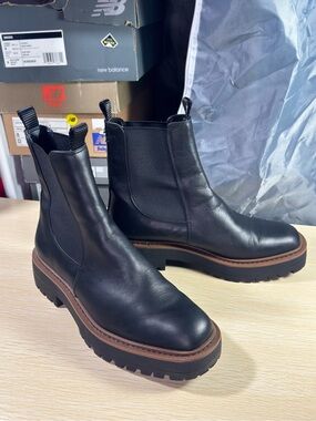 Sam Edelman Laguna Waterproof Lug Sole Black Leather Chelsea Ankle Boots Size 8